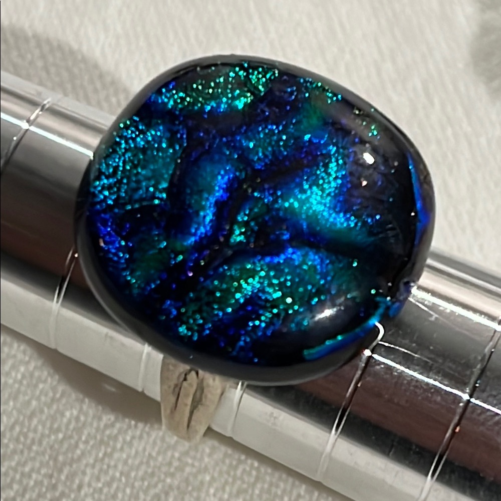 Elegant Blue and Green Women's Jewelry Ring
